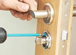 Gallery Locksmith Store Kenilworth, NJ 908-287-5087 Gallery Locksmith Store Kenilworth, NJ 908-287-5087 - 6-Lock-Repair